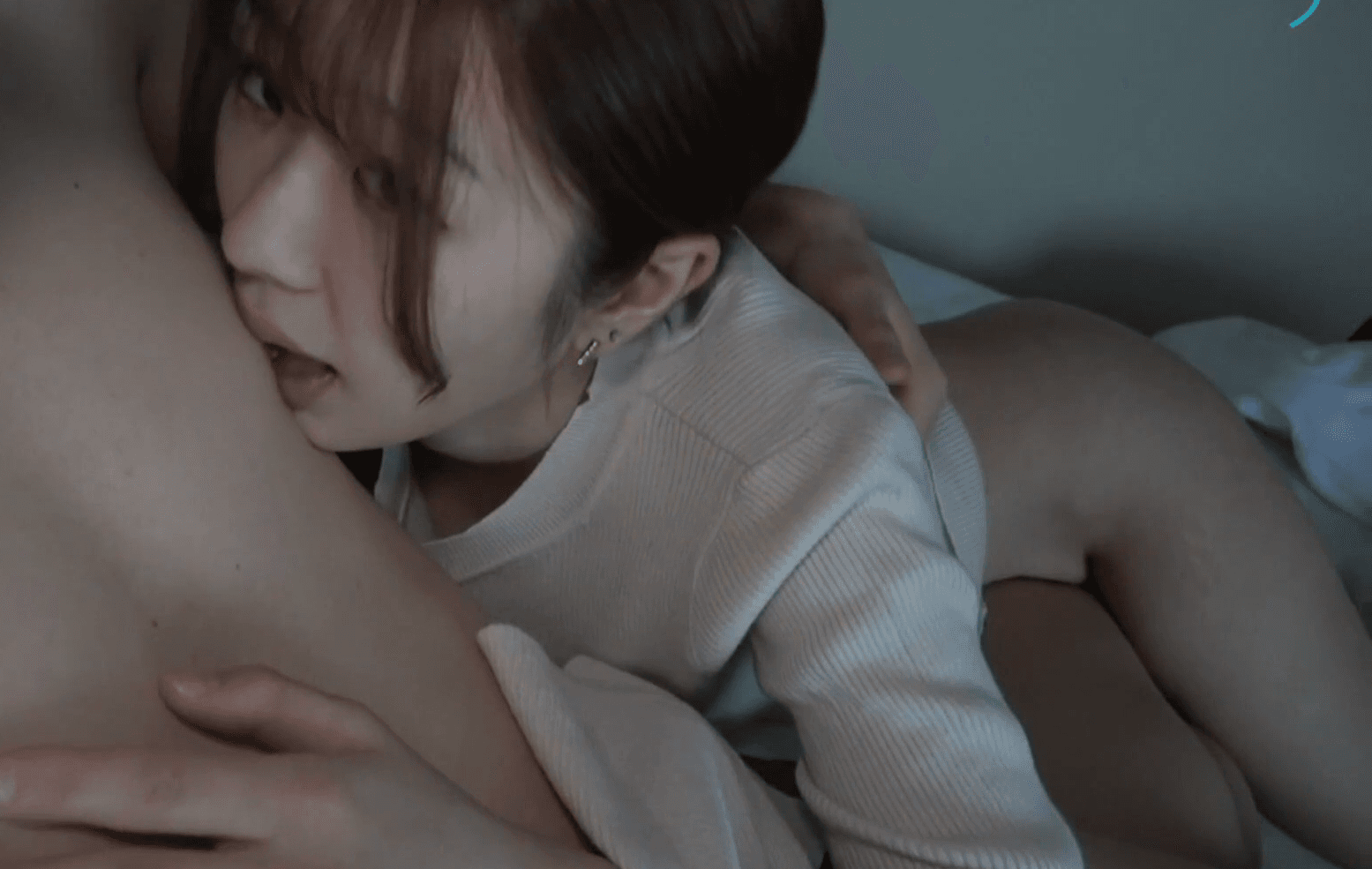 FC2-PPV-3206621_Đụ múi mít non tơ bím xinh thơm phức